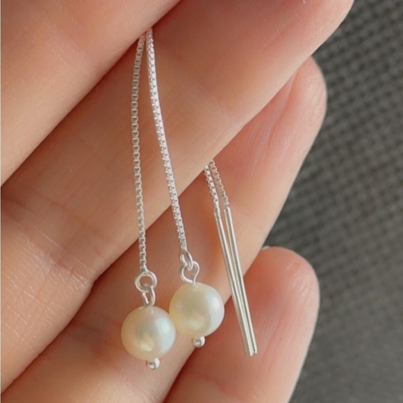 Pearl Silver Threader Earrings Sterling and Freshwater Pearls - Picture 4 of 11